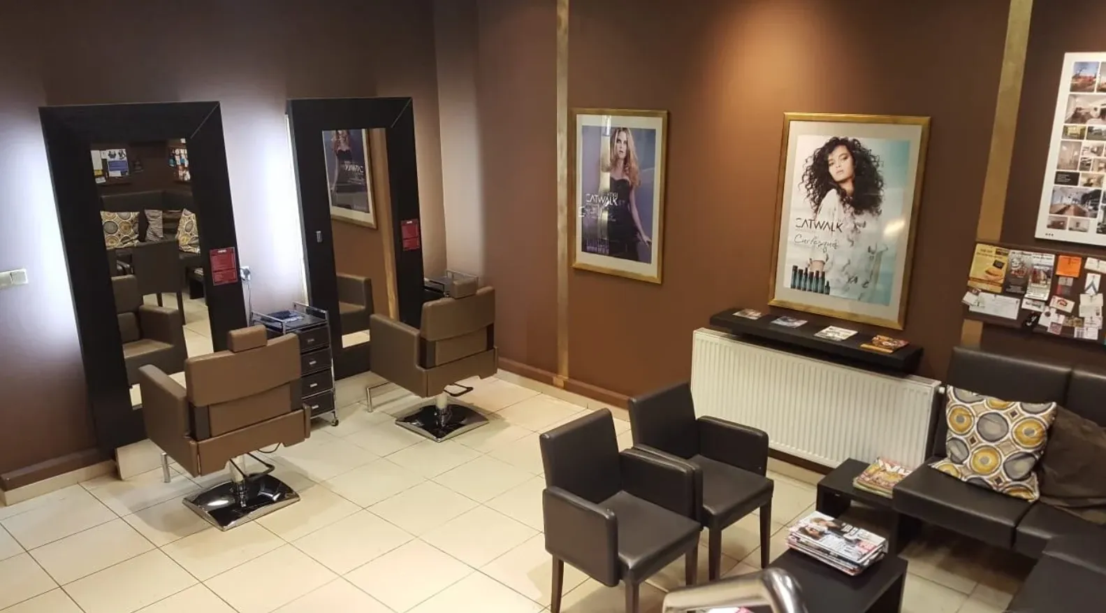 Wnętrze salonu fryzjerskiego LUME – eleganckie stanowiska
